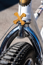 Load image into Gallery viewer, 'Crossbones' Cable Hangers
